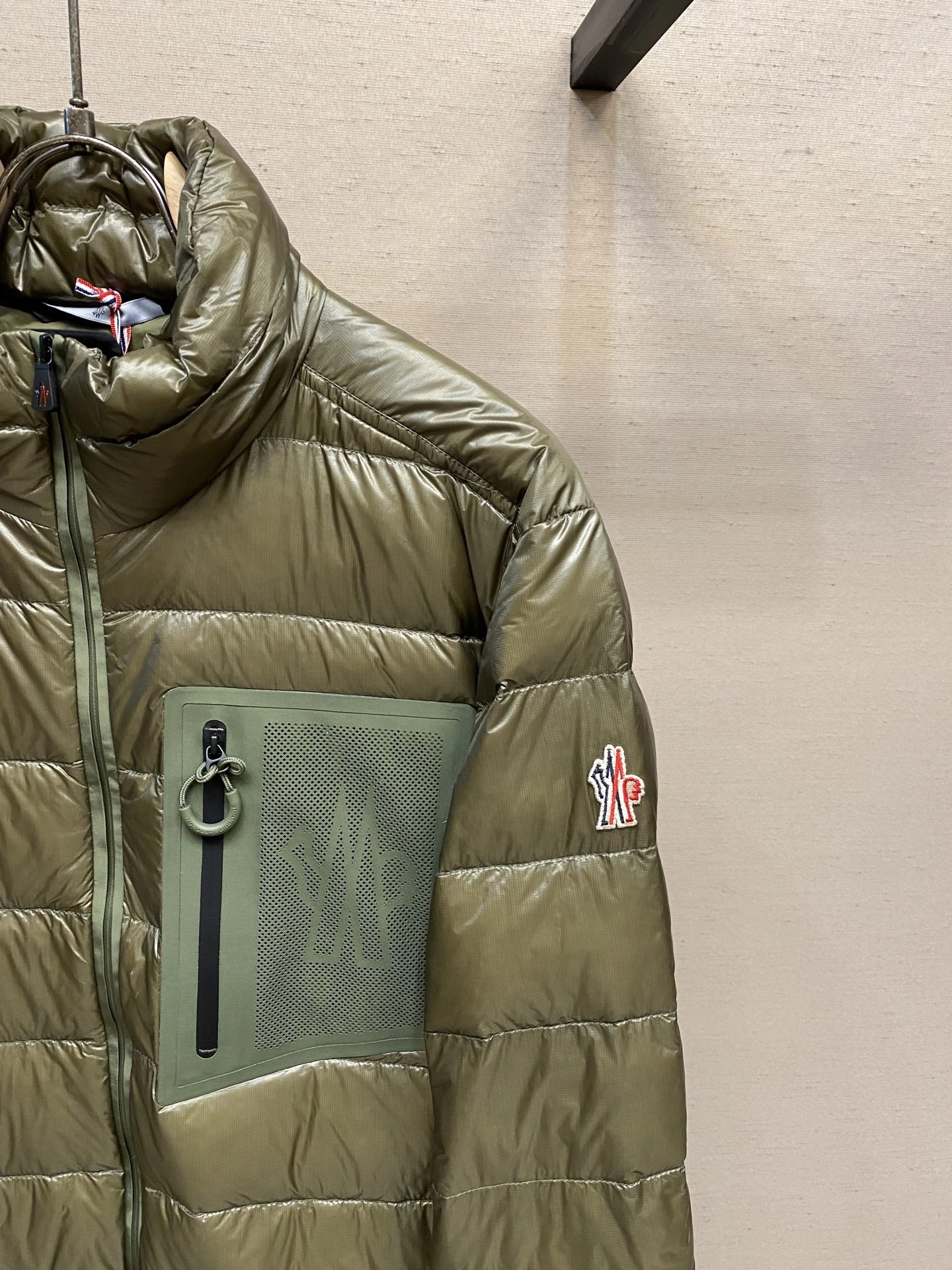 wg.luxury-- 7o9385r Down jacket nylon 2colour item: E-F443J1638-2H